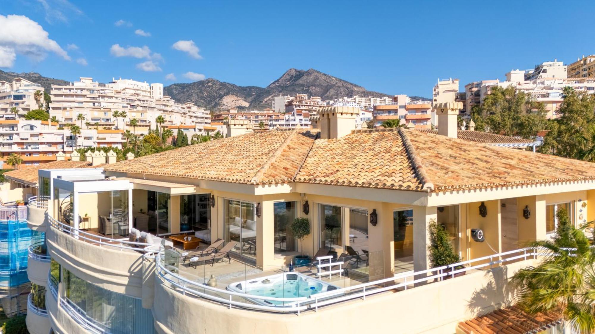 Infinity Blue Penthouse Feriehus Málaga